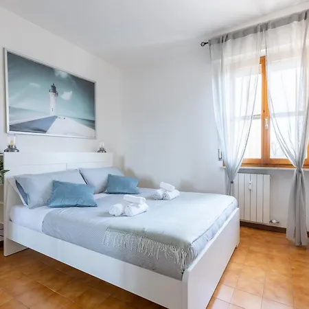 Cisanello - Comfy With Balcony! Pisa