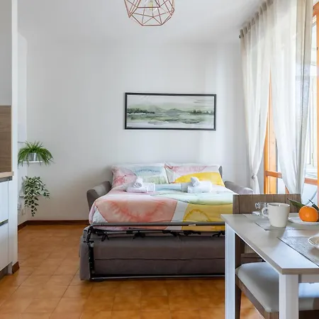 Apartment Guesthost - Cisanello - Comfy With Balcony! Pisa