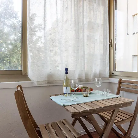 Cisanello - Comfy With Balcony! Apartment *
